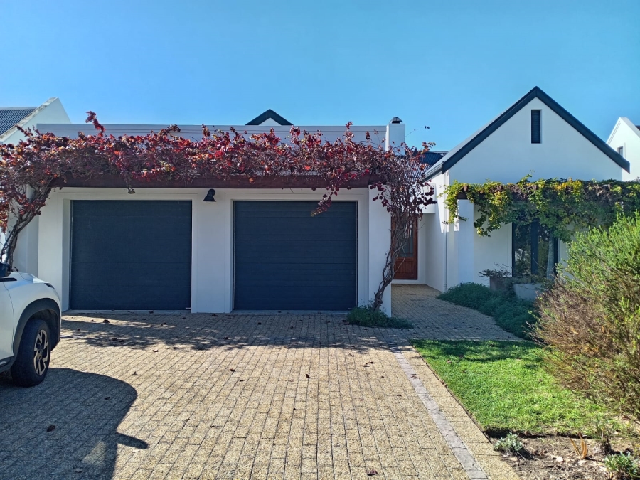 To Let 3 Bedroom Property for Rent in Croydon Olive Estate Western Cape